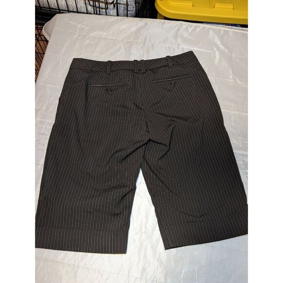 THE LIMITED pinstripe stretch Drew fit bermuda shorts Women's Size Size 6 Busine - Picture 8 of 15